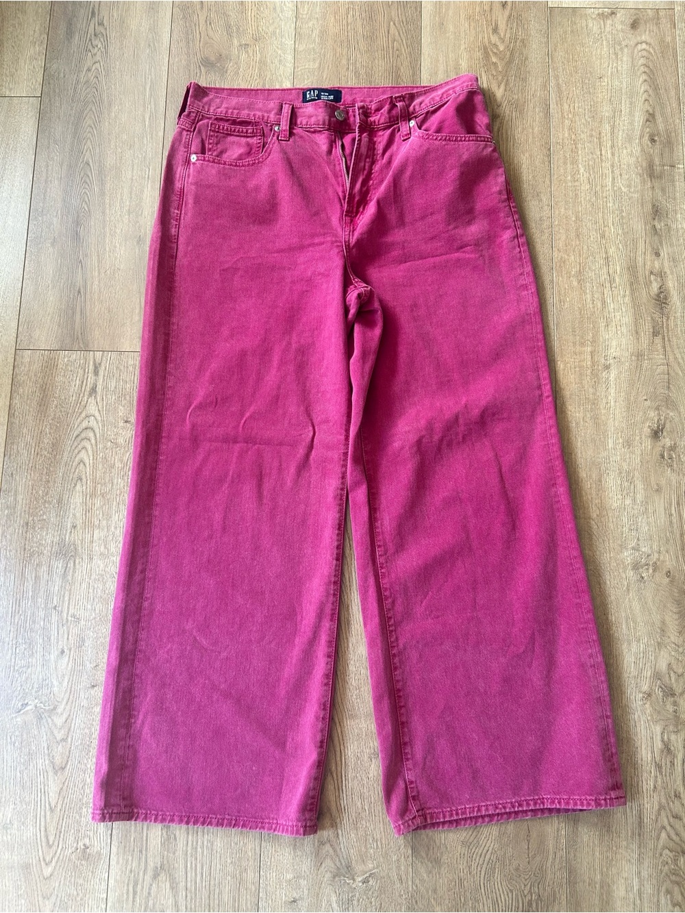 GAP Wide-Leg High-Rise Jeans in Raspberry